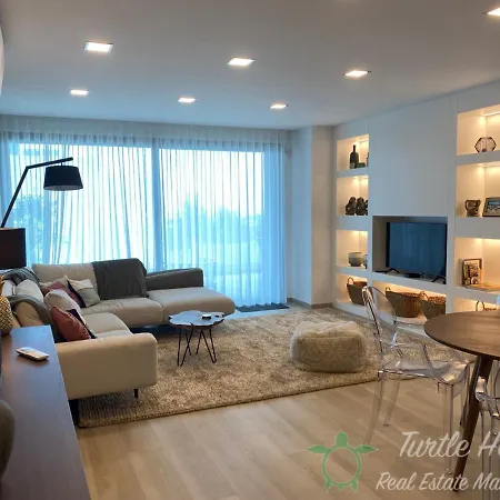 2 Bedroom With Pool And Garage For 2 Cars