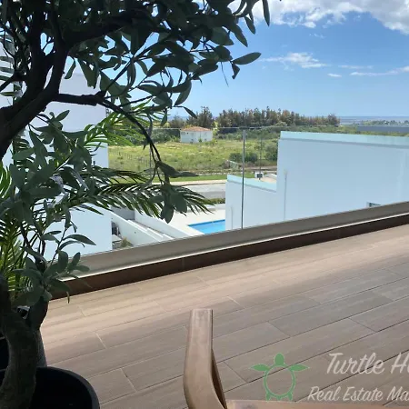 2 Bedroom With Pool And Garage For 2 Cars * Luz de Tavira