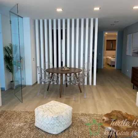 Apartmán 2 Bedroom With Pool And Garage For 2 Cars *