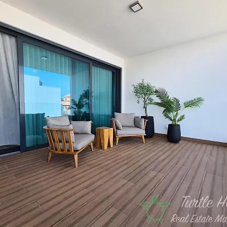 2 Bedroom With Pool And Garage For 2 Cars Apartmán